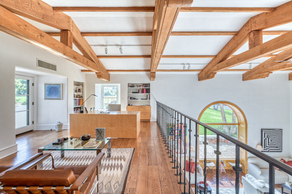 7511 N Eucalyptus Dr.