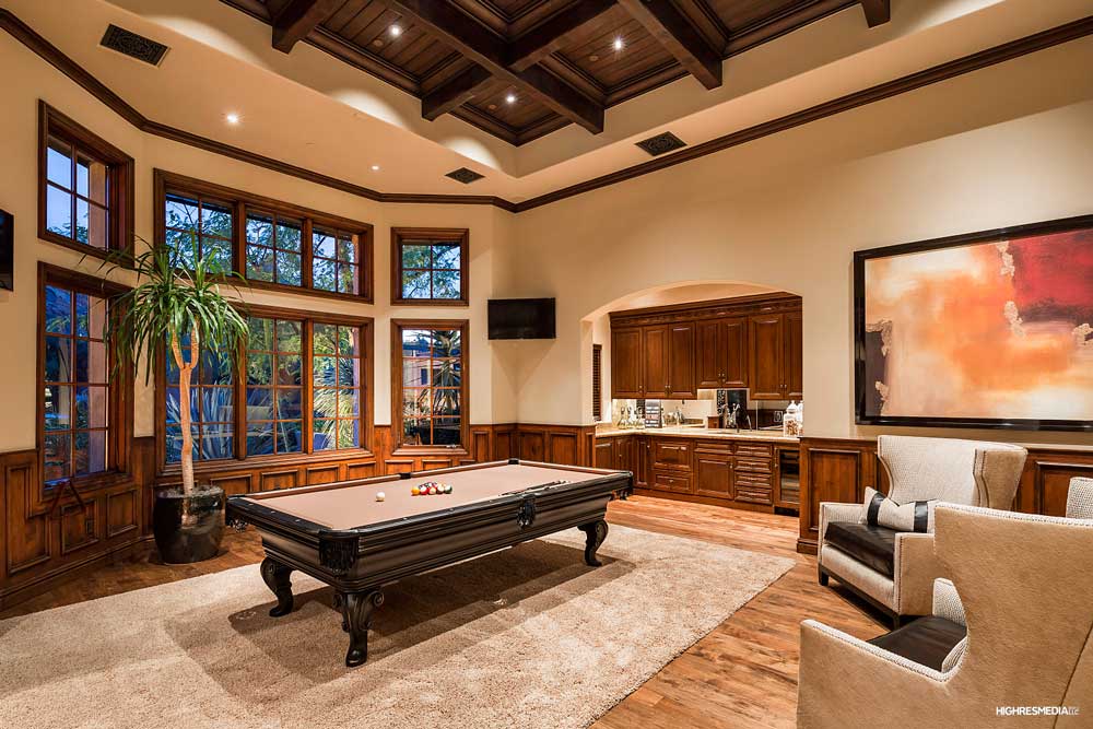 3 Private Listing
