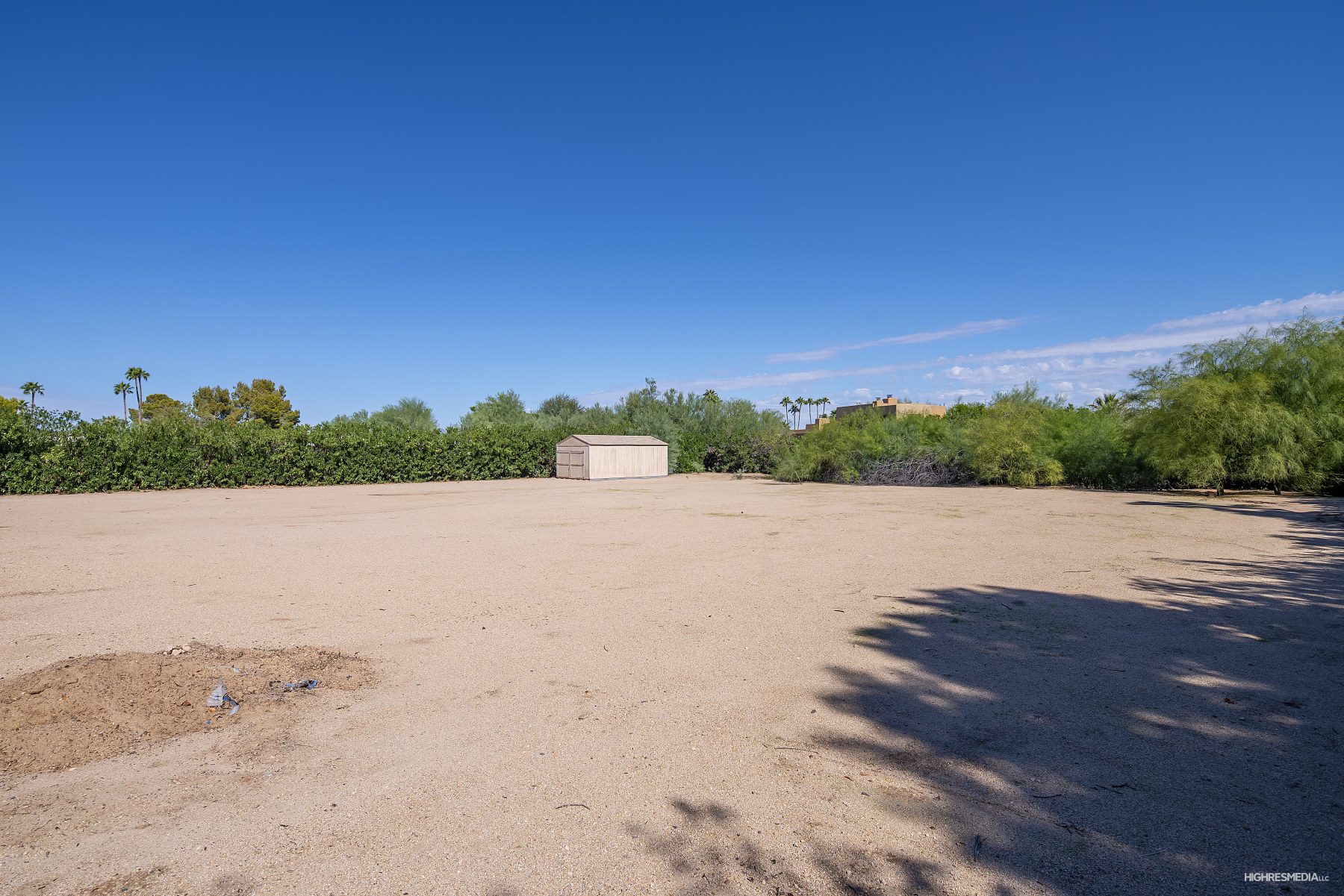 3 N  Private Listing