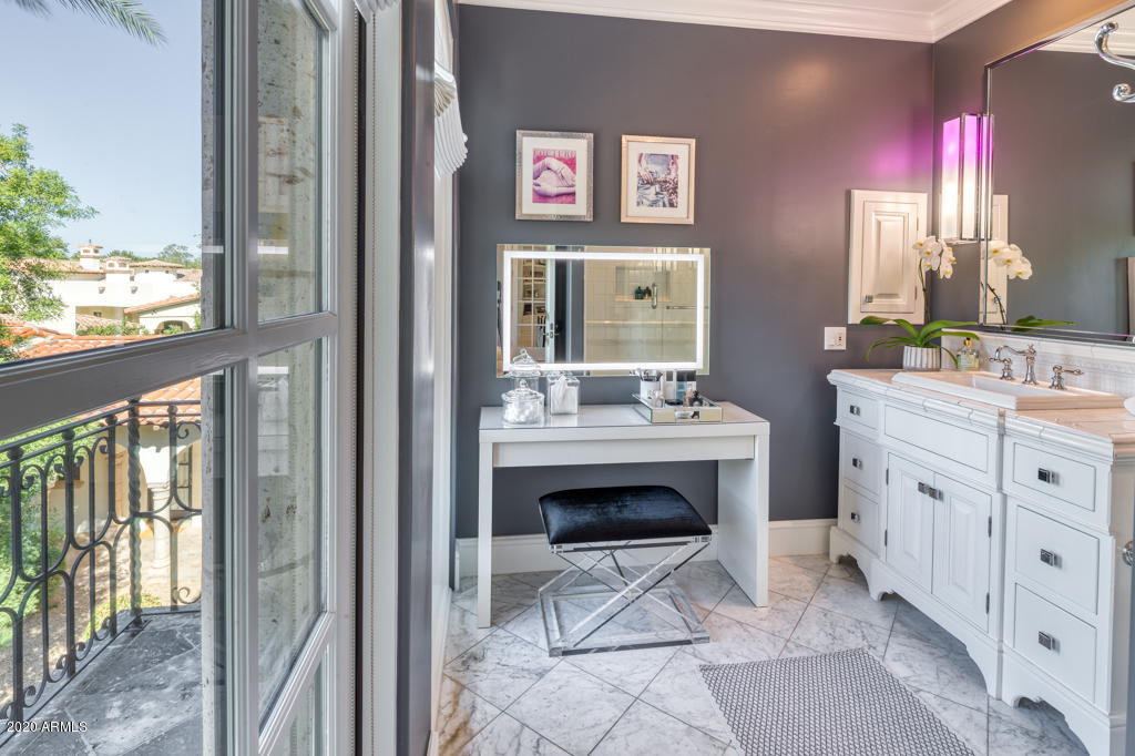 2 Private Listing