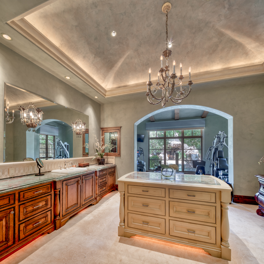 5 Private Listing