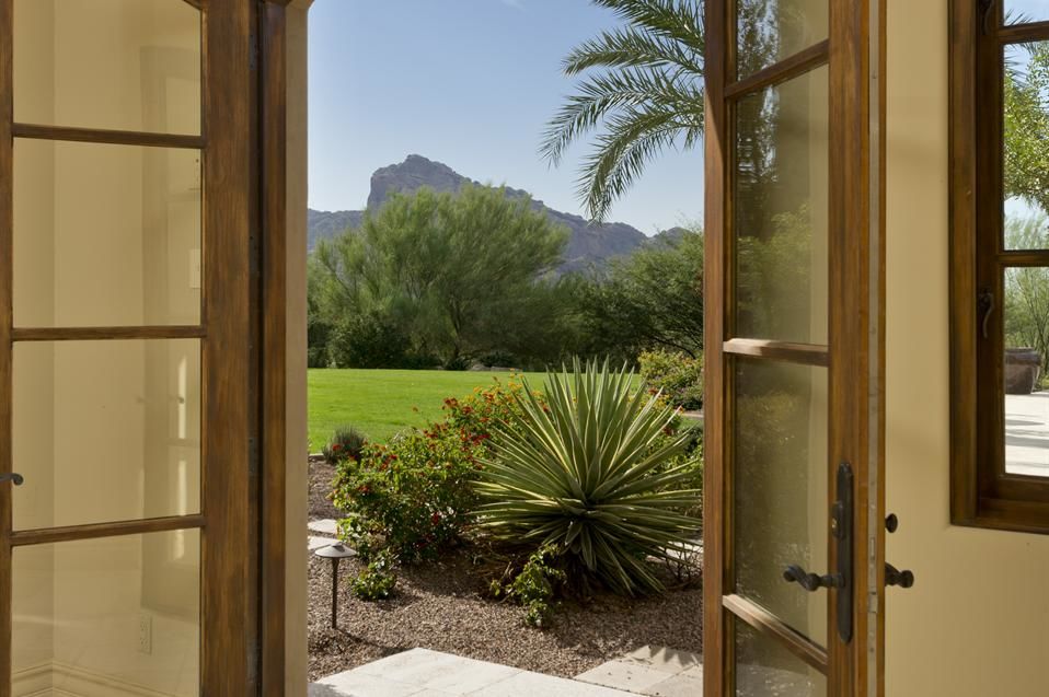 5227 E Arroyo Road