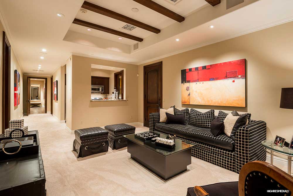 3 Private Listing