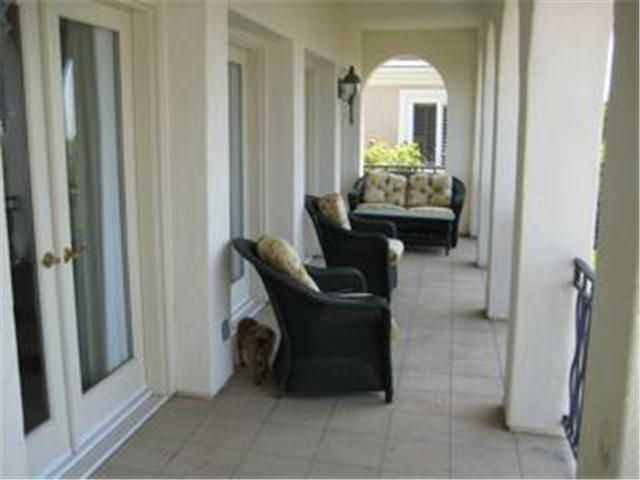16738 Via La Costa