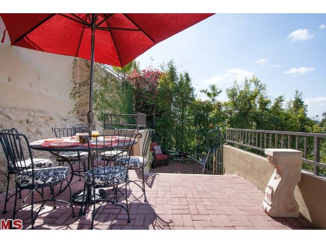 1424 Belfast Dr