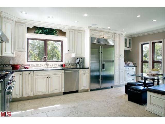 1424 Belfast Dr