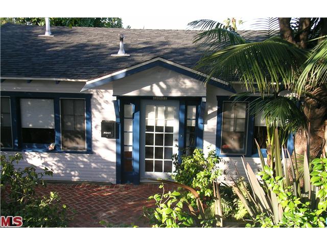 2504 Beverly Ave