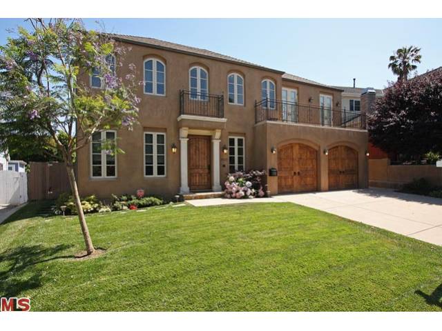 3523 Stoner Ave