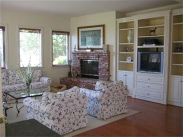 16738 Via La Costa