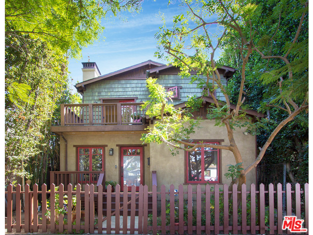 558 Rialto Ave