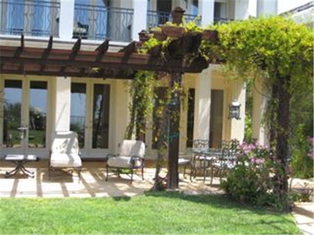 16738 Via La Costa