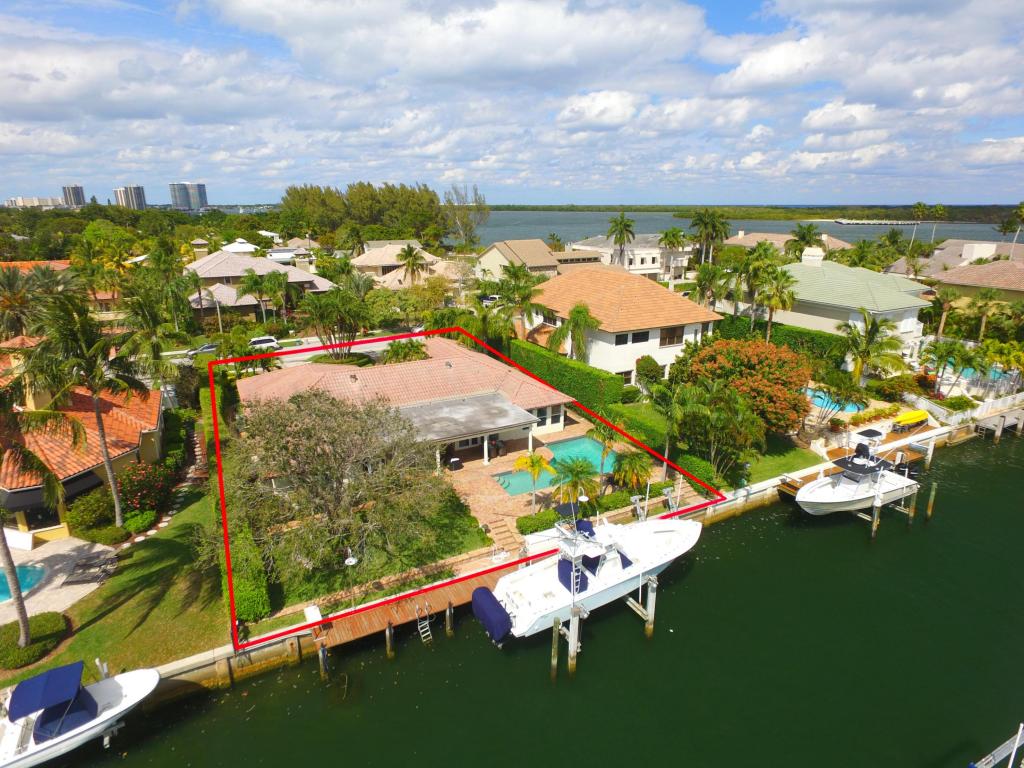 124 Ebbtide Drive
