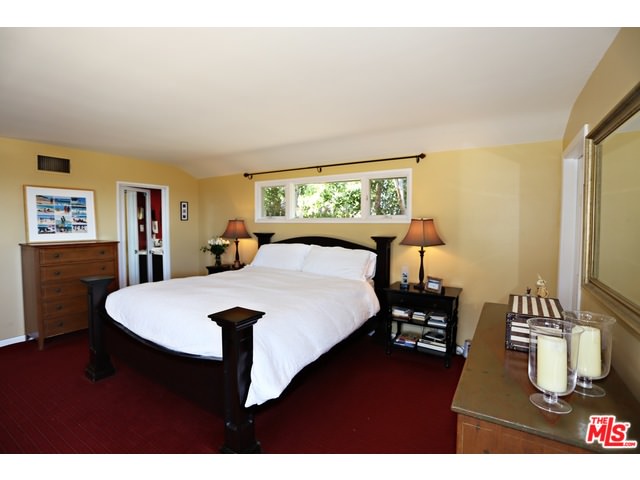 6956 DUME DR