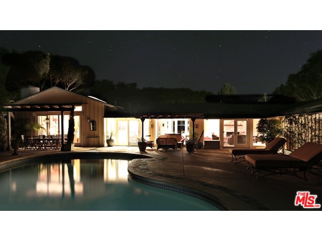 6956 DUME DR