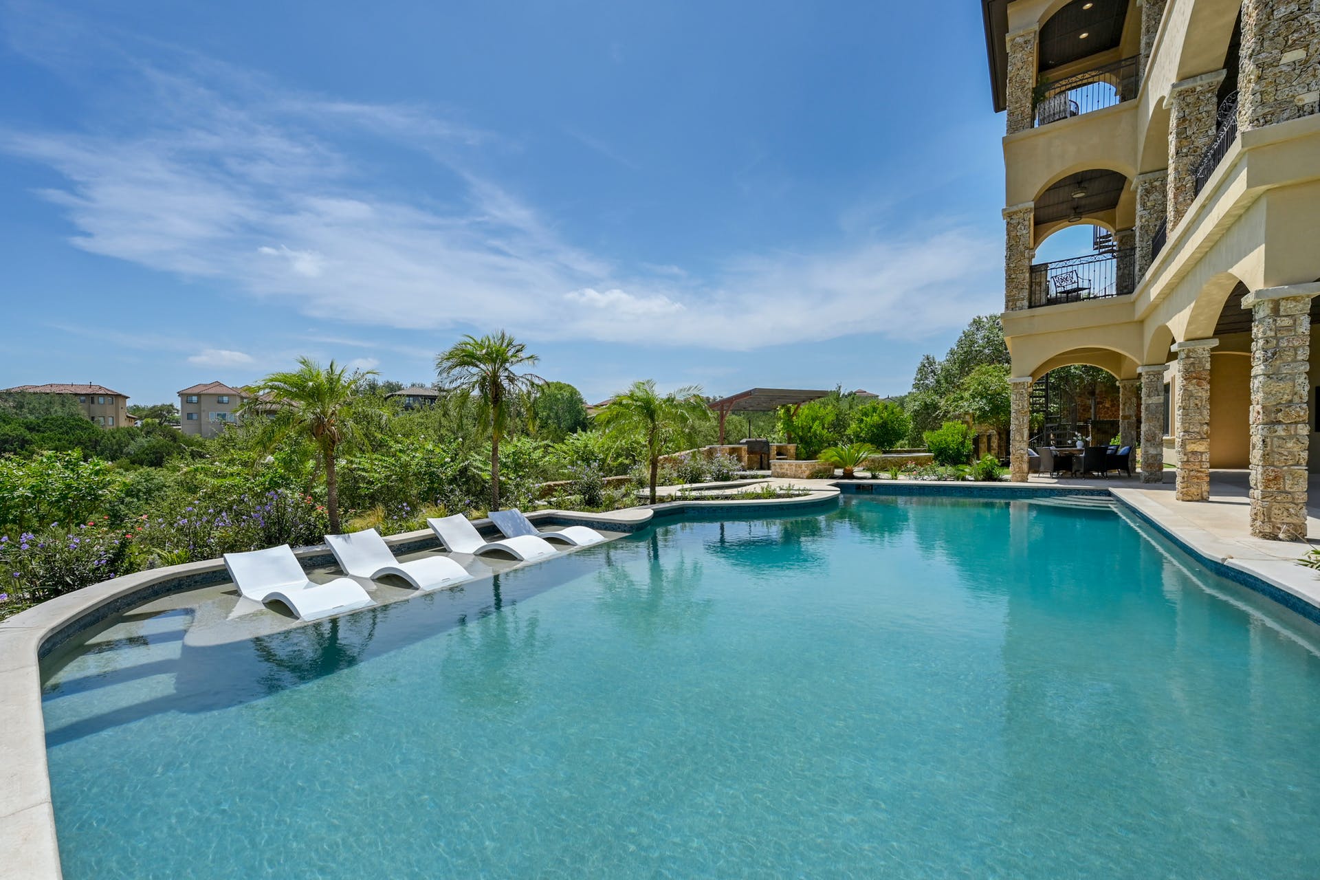 305 Marly Way