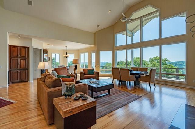 8600 White Cliff Dr