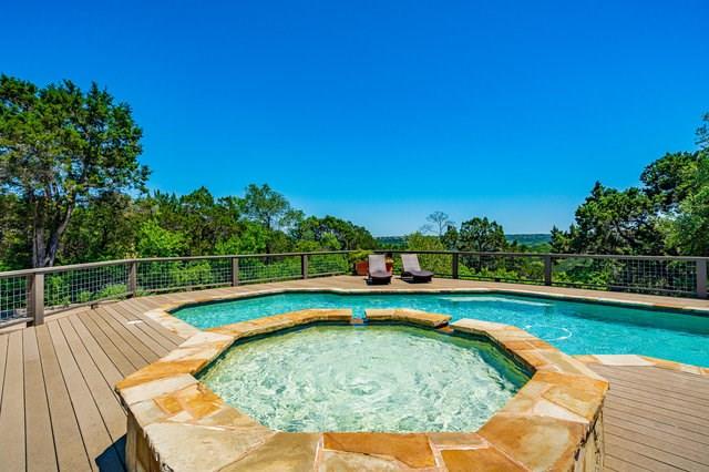 8600 White Cliff Dr