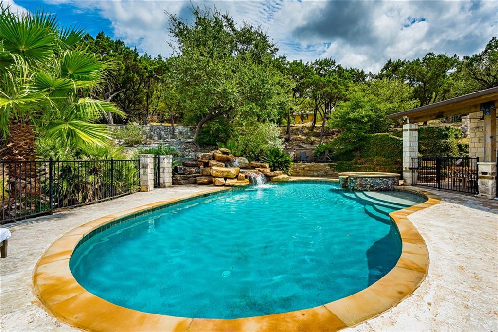 430 Canyon Rim Dr
