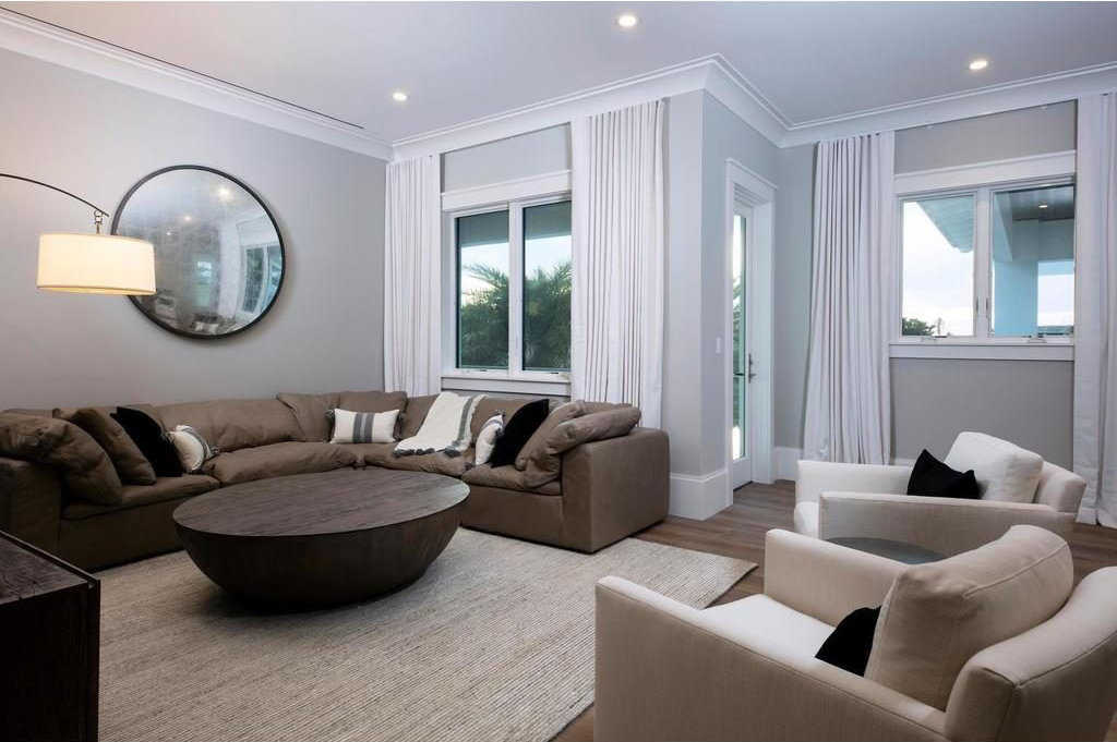 South Lake Dr. 205