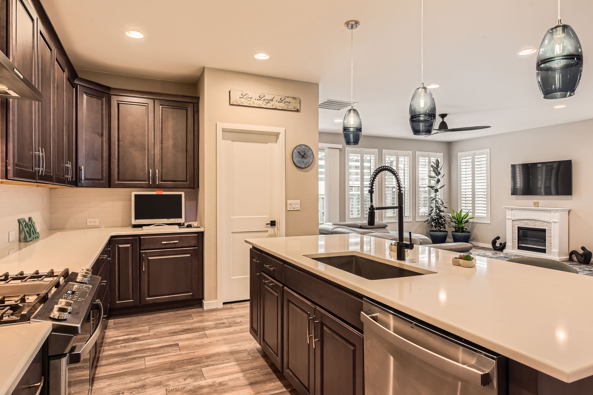 9162 Star Streak Circle