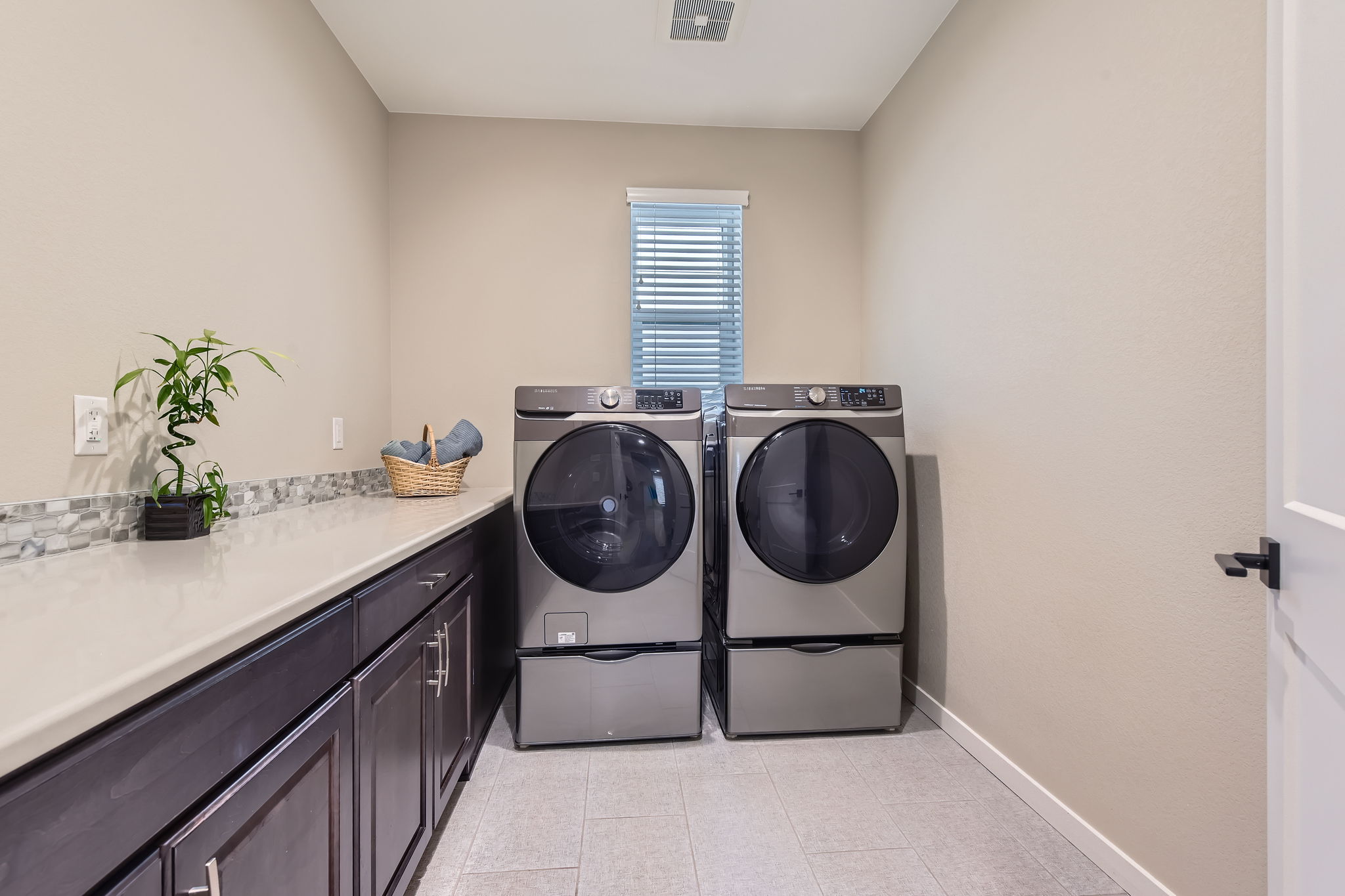 9162 Star Streak Circle