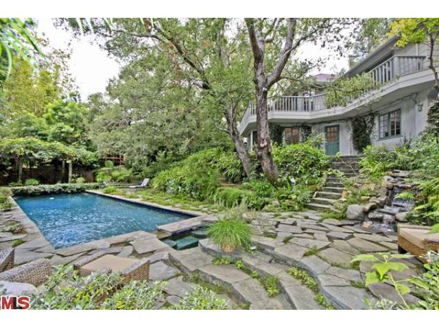 790 Ranch Ln