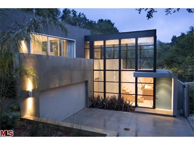 16517 Las Casas Pl