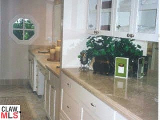 445 Toyopa Dr