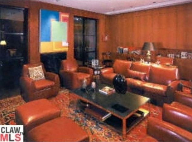 2121 La Mesa Drive