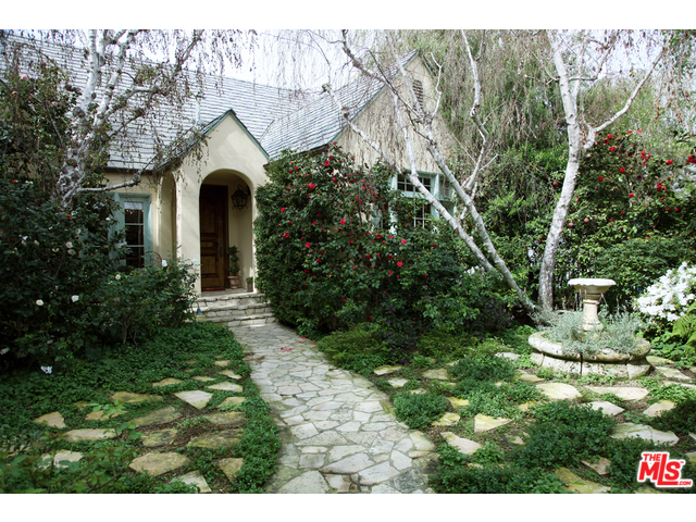 343 S Bundy Dr