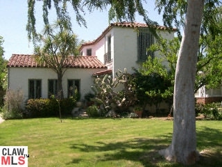 211 S Medio Dr