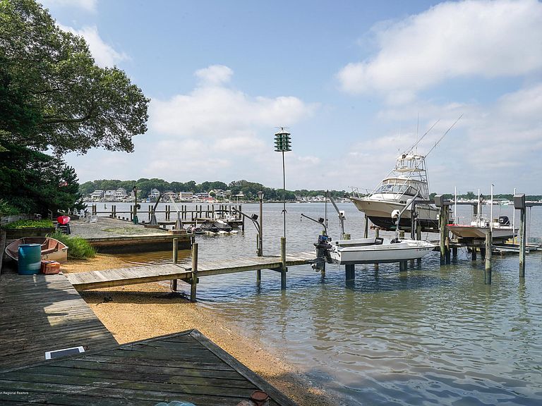 2624 River Road