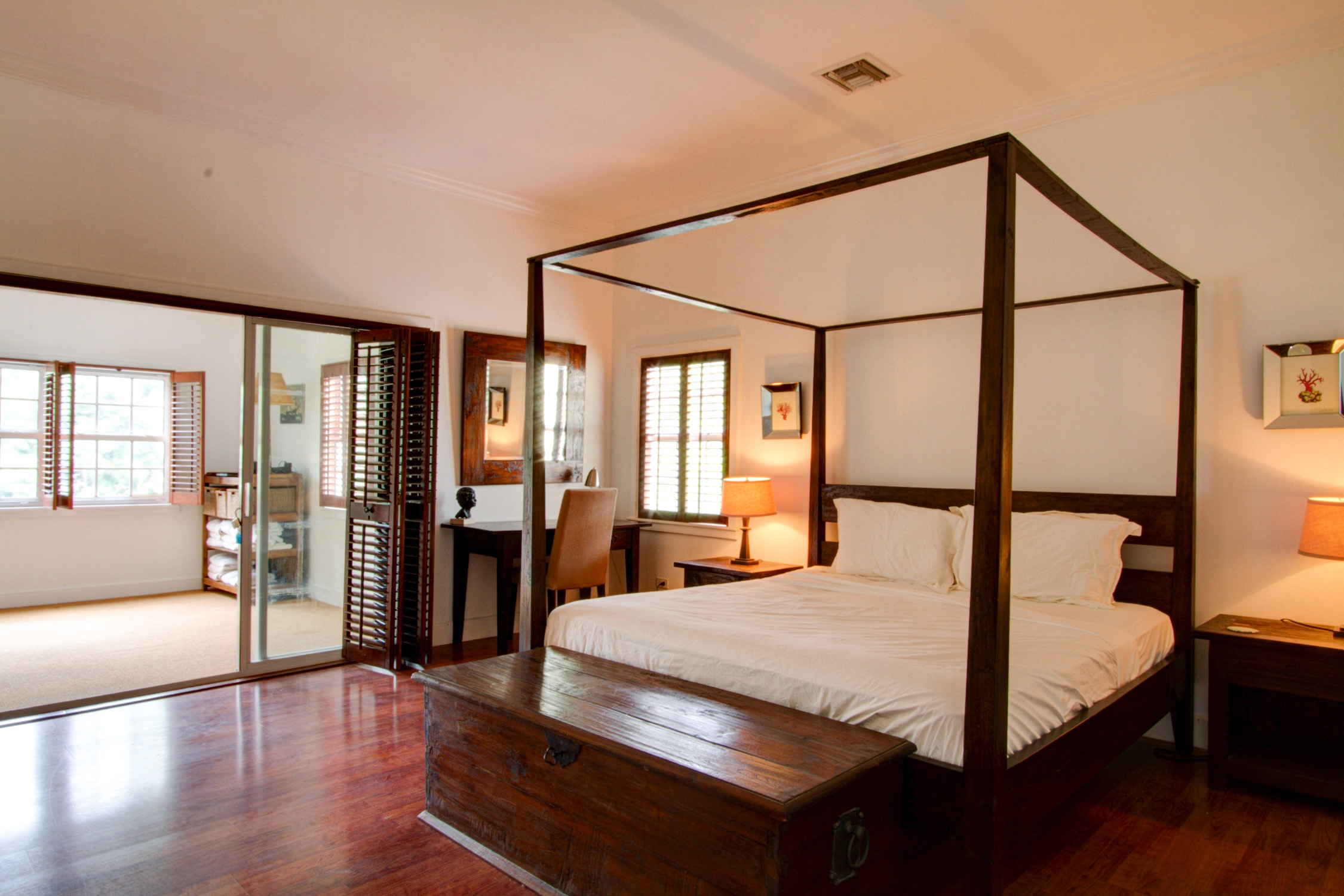 SUNSET VILLA