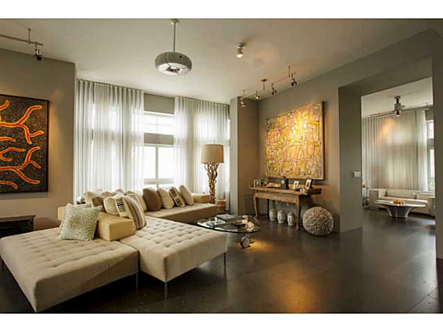 215 Ari Way