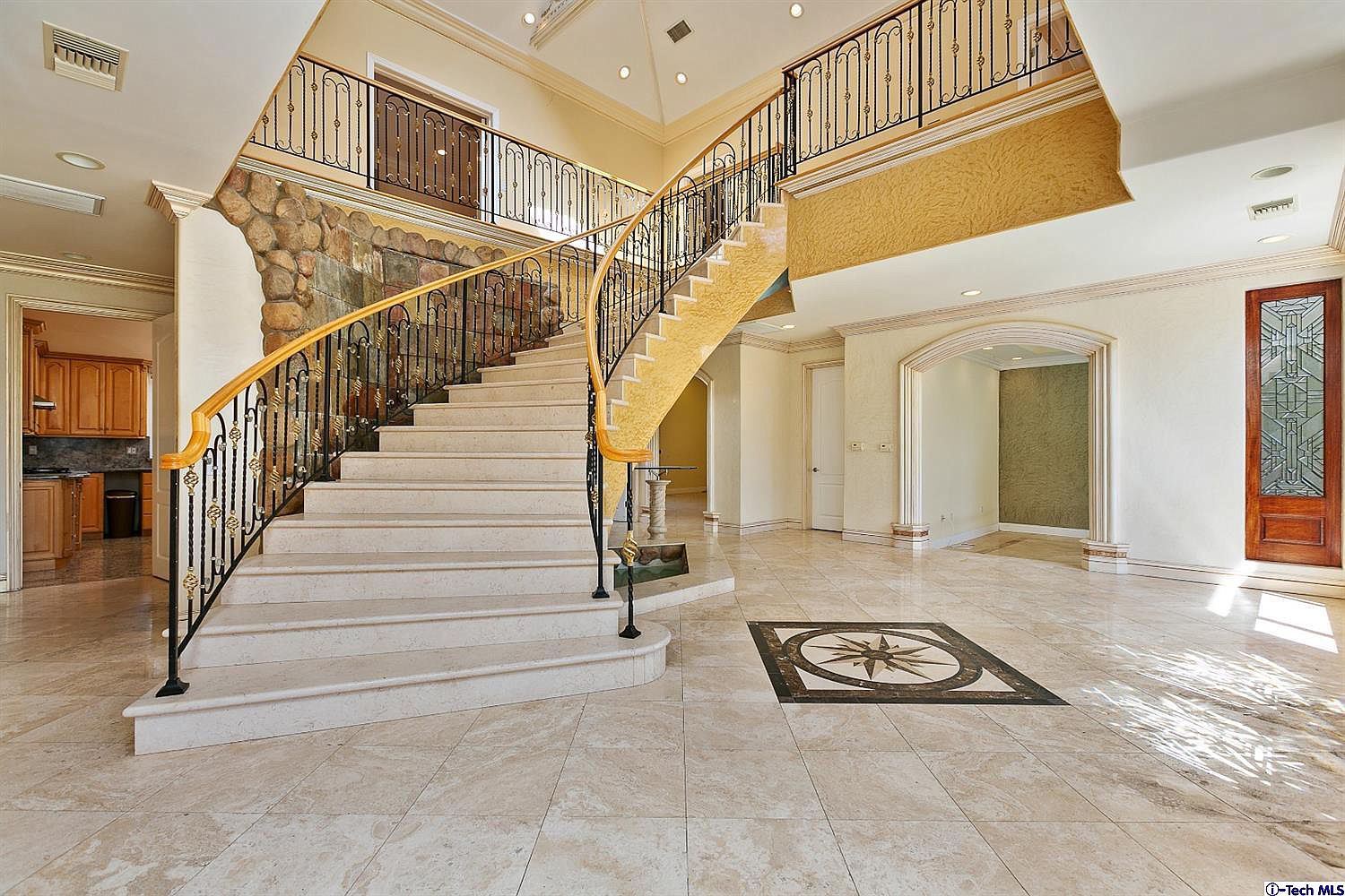 4465 Gould Ave, La Canada