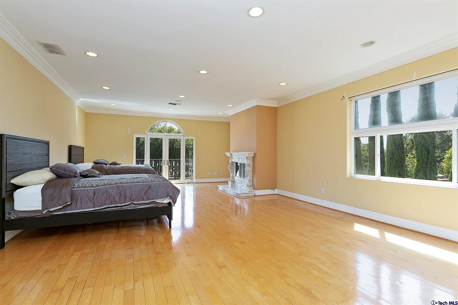4465 Gould Ave, La Canada