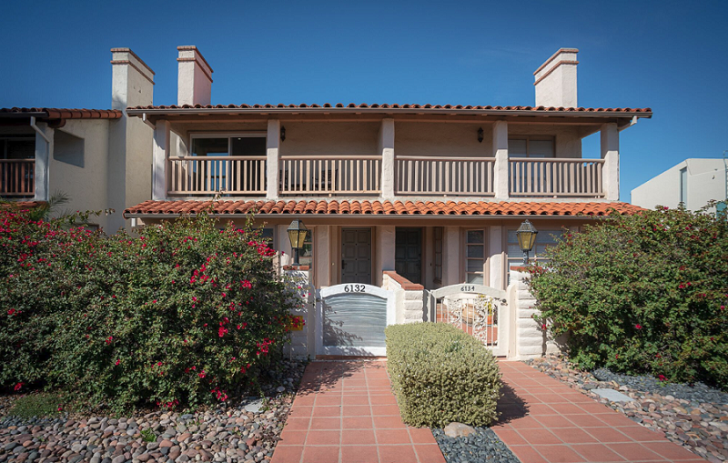 6132 Paseo Delicias