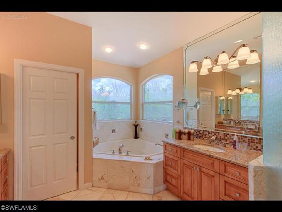 821 Sand Dollar Dr
