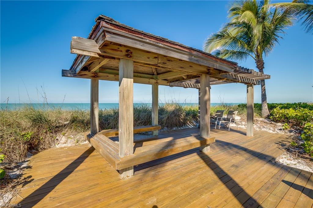 17  Beach Homes