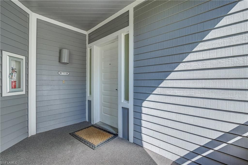 1629  Lands End Vlg
