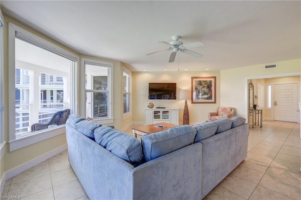 1629  Lands End Vlg