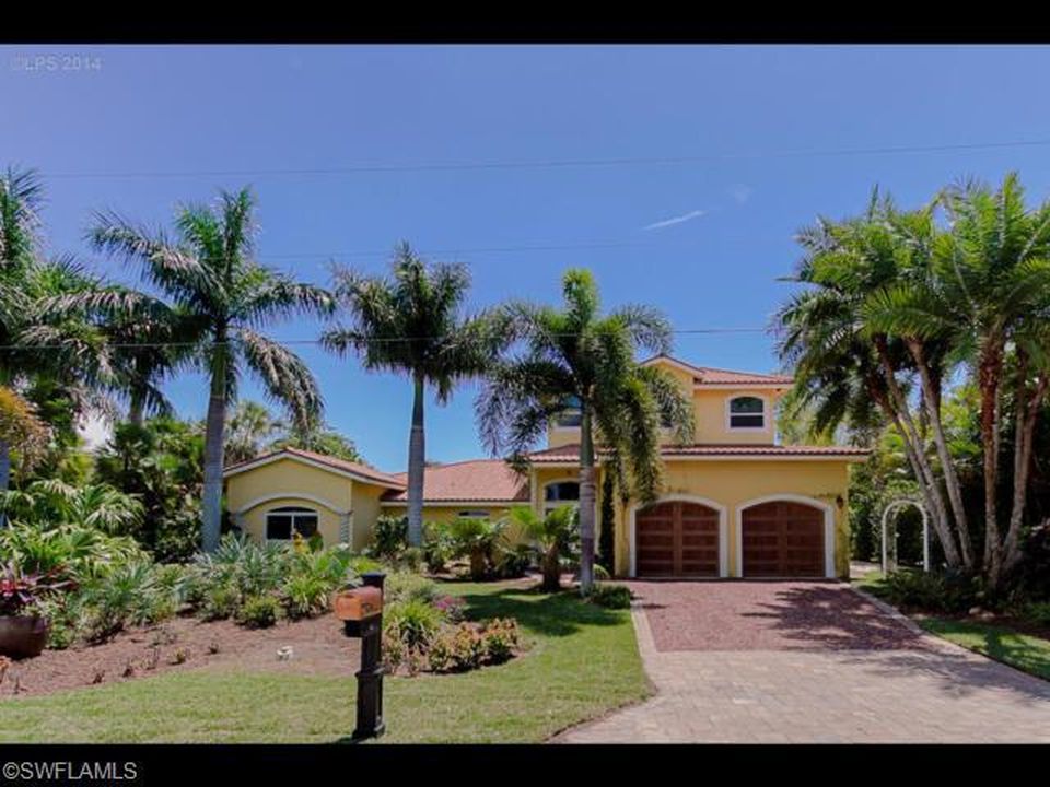 821 Sand Dollar Dr