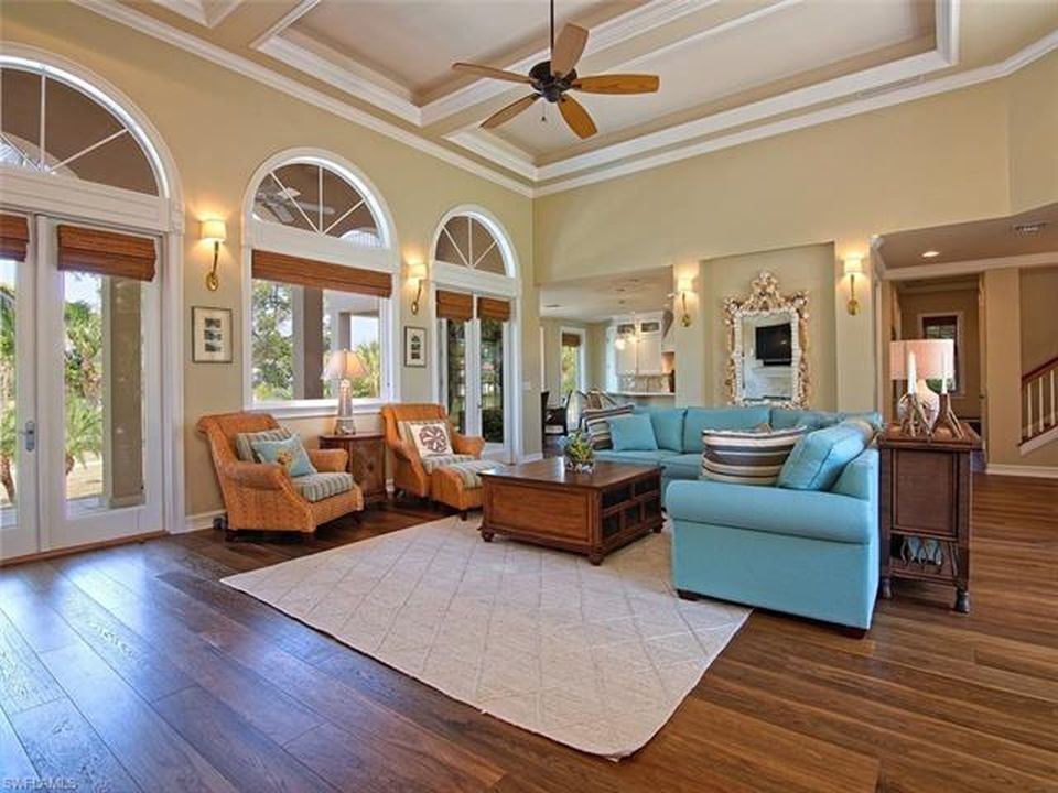 1248 Par View Dr