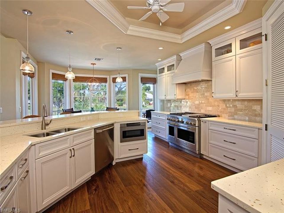 1248 Par View Dr