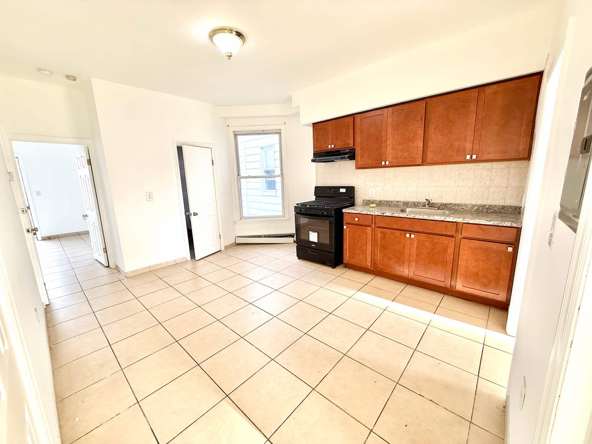 653 4th Ave 2nd Floor