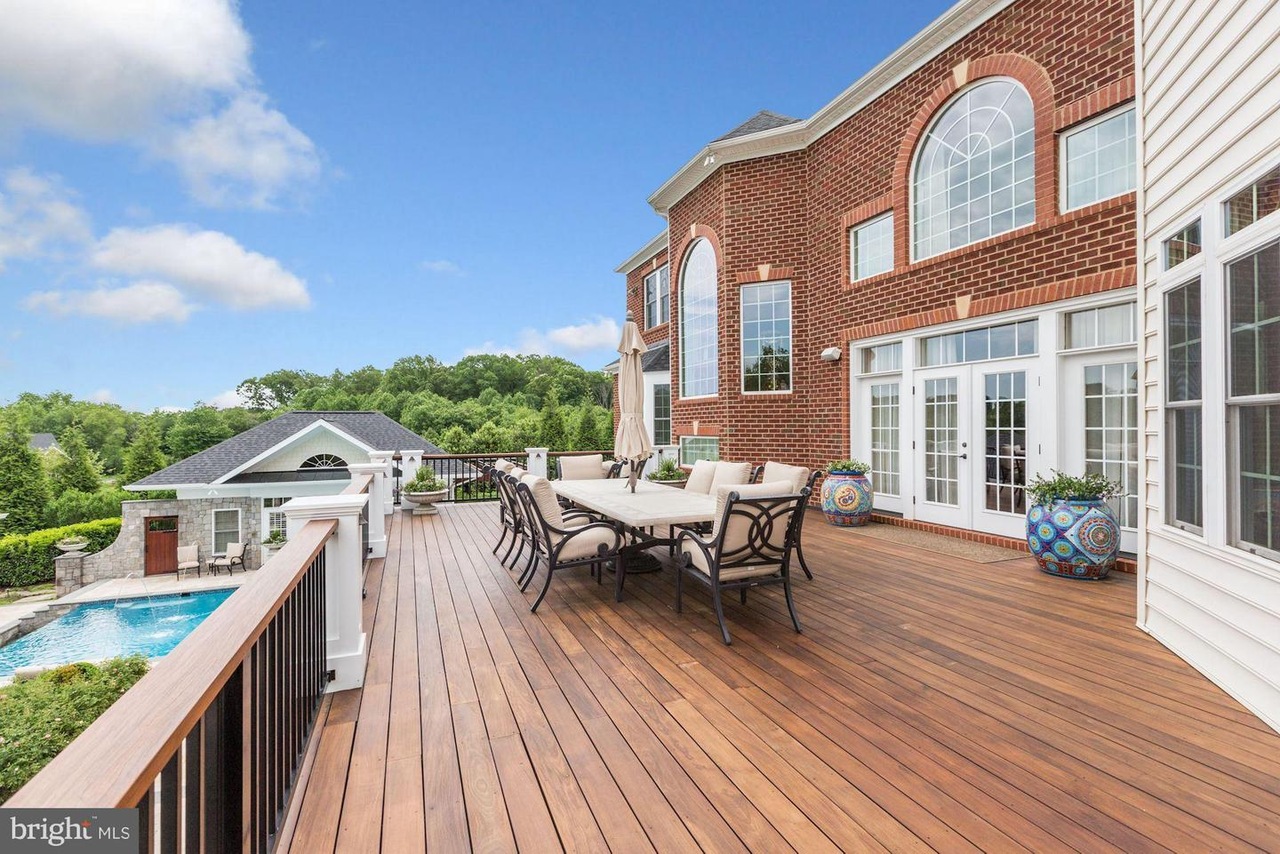 1635 Admirals Hill Court