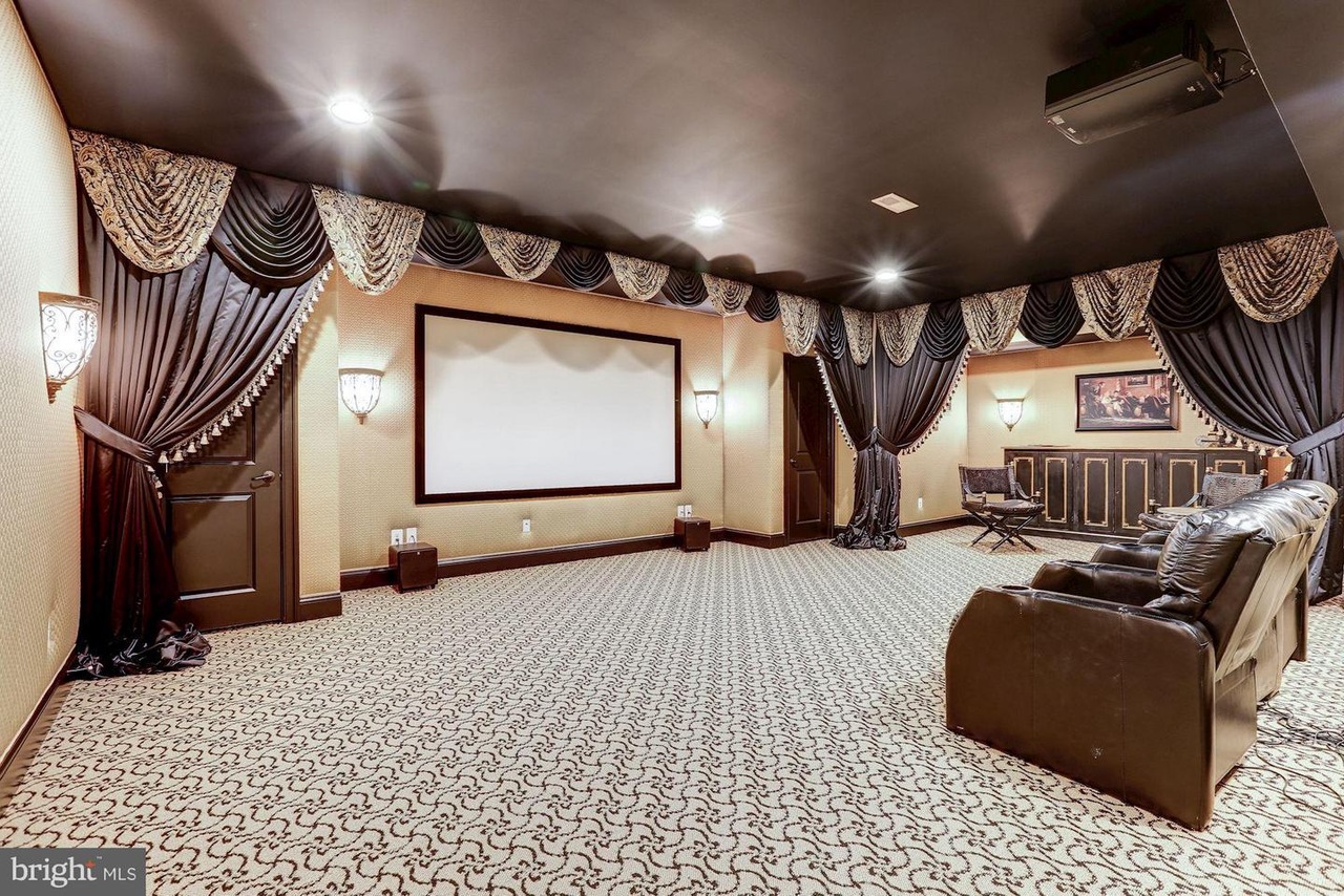 1635 Admirals Hill Court