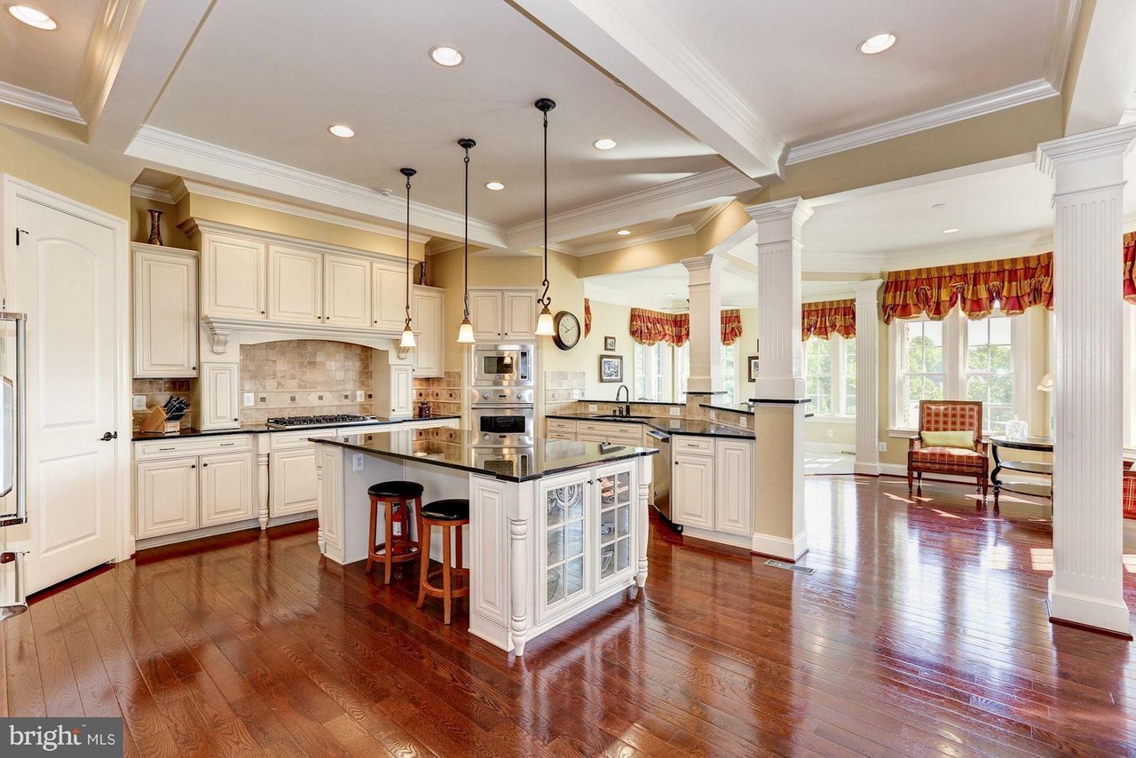 1635 Admirals Hill Court