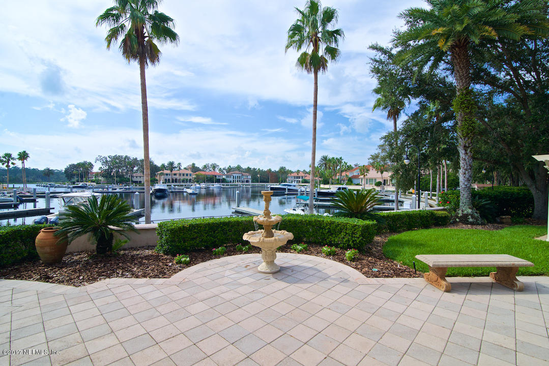 100 Harbourmaster Court