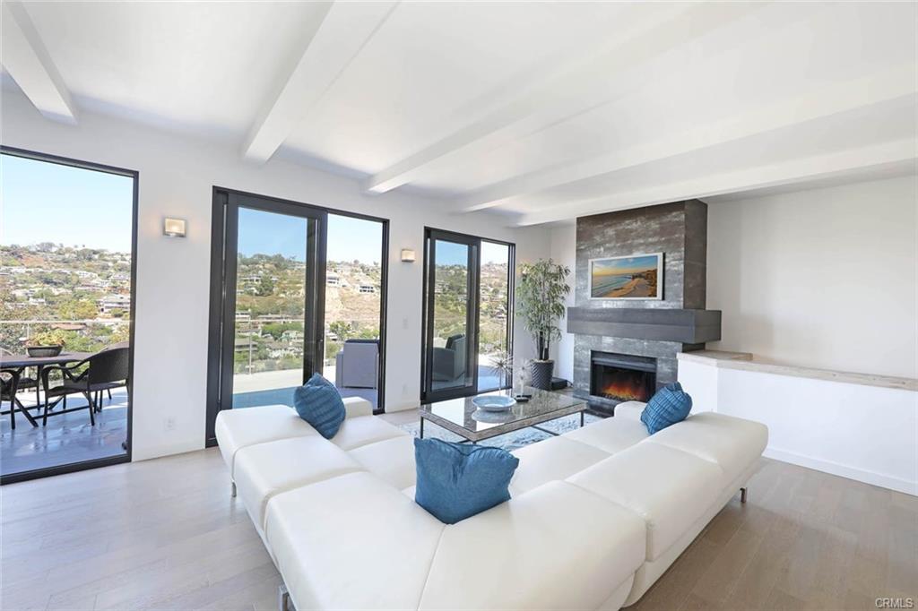 1008 Van Dyke Dr